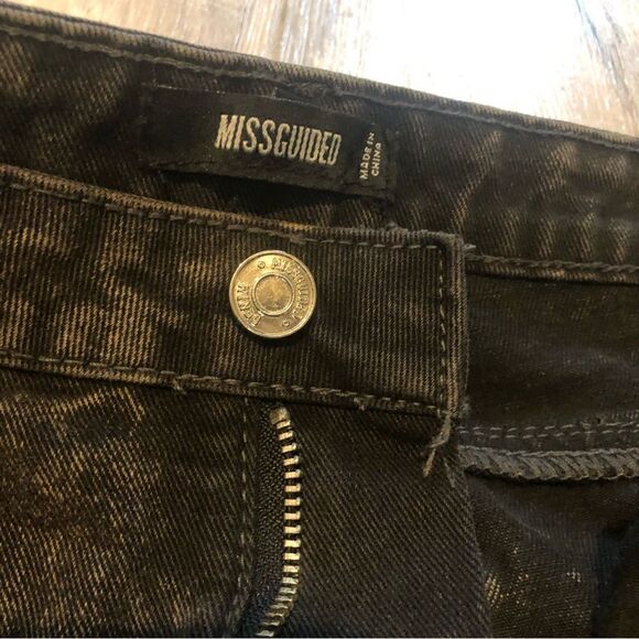 MISSGUIDED Black Acid Wash Straight Leg Jeans Distressed Grunge Raw Hem Size 8 - Picture 9 of 13